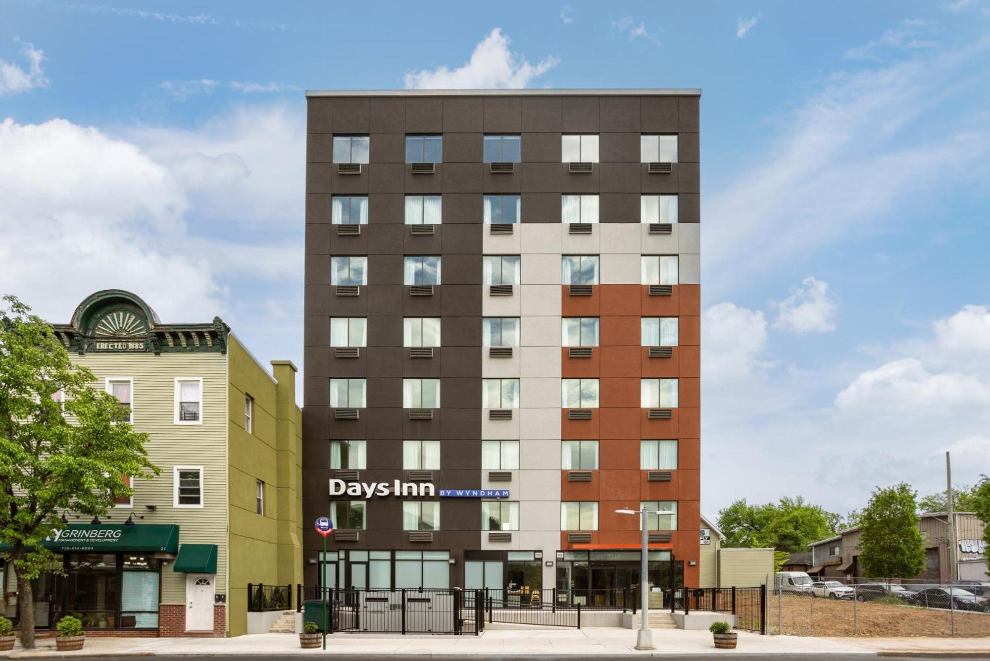 Days Inn By Wyndham Staten Island Нью-Йорк Екстер'єр фото